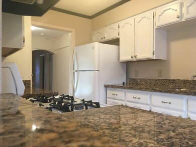 626 Birchwood Ln, Laredo, TX 78041 - photo 7