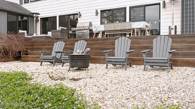 83 Burning Tree Rd, Greenwich, CT 06830 - photo 5