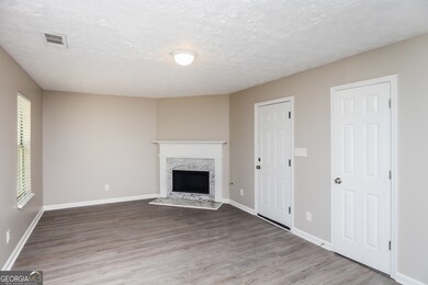 851 Plumbridge Ct, Lithonia, GA 30058 - photo 5