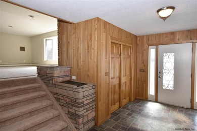 1008 Fairlane Rd, Schenectady, NY 12306 - photo 3