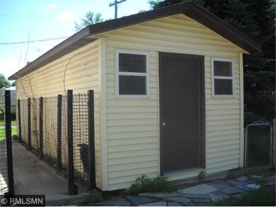Storage shed with full doors on back to store your