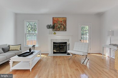 13268 Coppermill Dr, Herndon, VA 20171 - photo 7