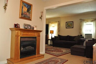 20 Concord St, Schenectady, NY 12302 - photo 5