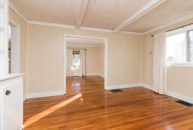 1 Garden St unit 3, Beverly, MA 01915 - photo 3
