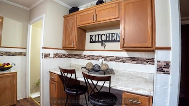 812 S Vine St, Grand Island, NE 68801 - photo 6