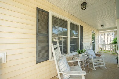 32-web-or-mls-8302 Mira St 032