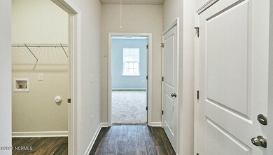 Cali_Express_White_Cabinets05