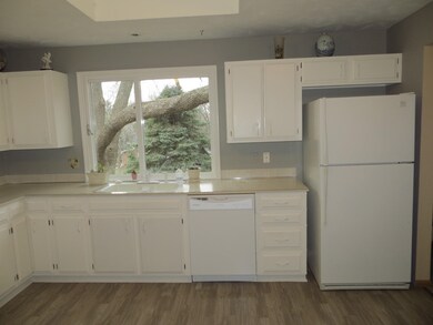 kitchen (1).JPG