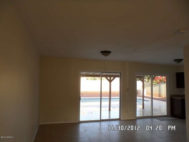 12613 N 36th Ln, Phoenix, AZ 85029 - photo 4