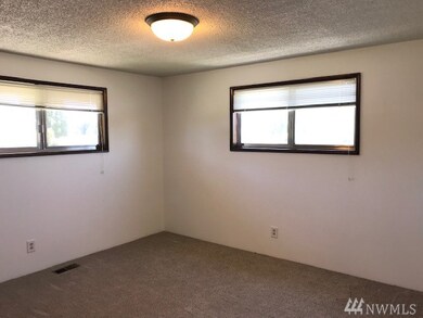 673 Spencer Rd, Toledo, WA 98591 - photo 5
