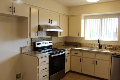 unlisted-address, Fresno, CA 93727 - photo 6