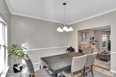 07-Dining Room