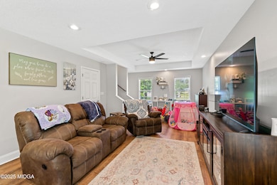 395 Chapman-1587