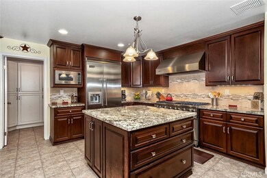 9724 Lipari Cir, Cypress, CA 90630 - photo 4