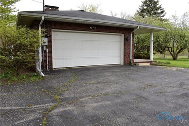 Nice attached garage w/ opener.