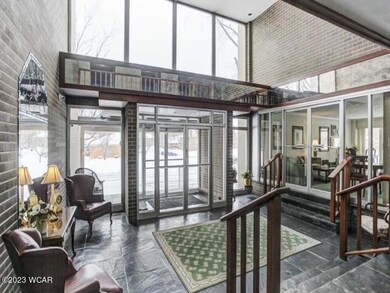 1755 SHAWNEE UNIT 212 -- LOBBY X2