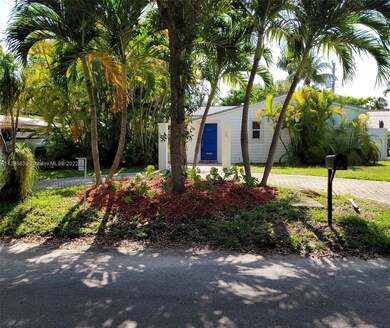 545 Warren Ln, Key Biscayne, FL 33149 - photo 3