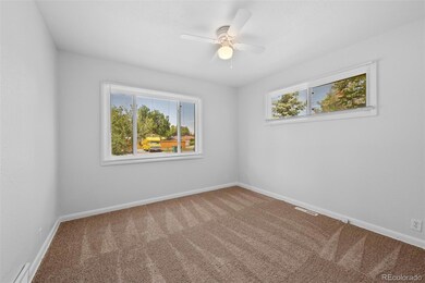 890 Kenton St, Aurora, CO 80010 - photo 4