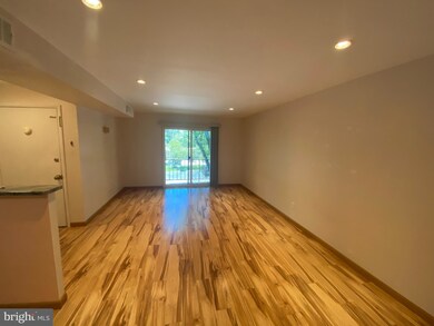 728 Putnam Blvd unit 15B, Wallingford, PA 19086 - photo 3