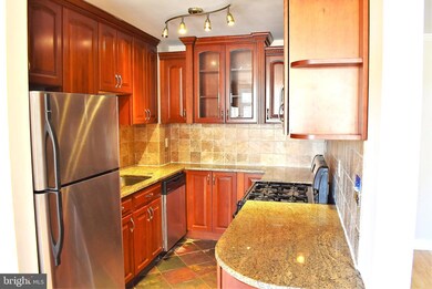 Dupont East Condominium unit 618, Washington, DC 20036 - photo 6