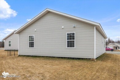 31-BACK EXTERIOR_ESPC_IMG_2