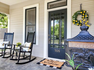 506 N Adams St, Fredericksburg, TX 78624 - photo 4