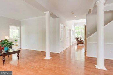 8917 Cross Chase Cir, Lorton, VA 22079 - photo 6