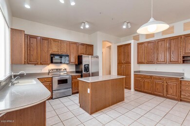 Lots of cabinets