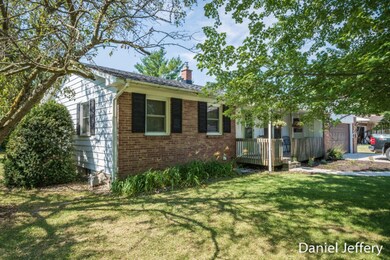 1116 Janice St, Wayland, MI 49348 - photo 2