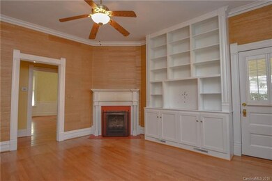 523 Walnut St, Statesville, NC 28677 - photo 4