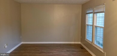 5308 Castlestone Dr, Rosedale, MD 21237 - photo 5