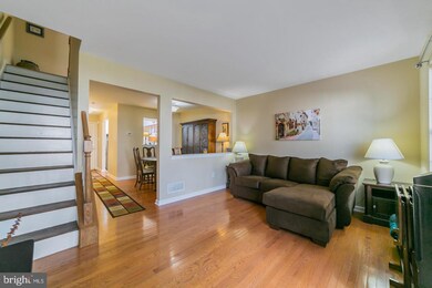 104 Carlton Ct, Harleysville, PA 19438 - photo 4