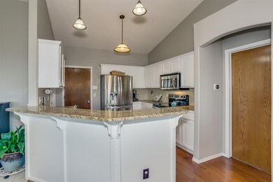 709 W Sandstone Ct, Andover, KS 67002 - photo 6