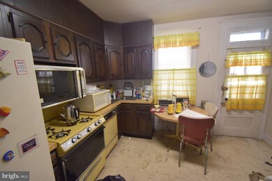 2817 W Mulberry St, Baltimore, MD 21223 - photo 5