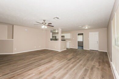 5118 Riverwood Dr, Richmond, TX 77469 - photo 2