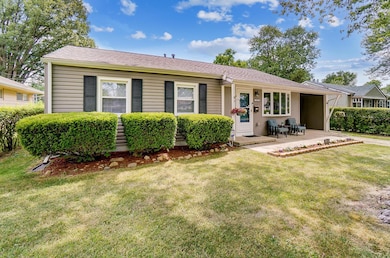 4549 Grimsby Rd, Columbus, OH 43227 - photo 2