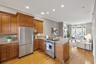 17 Thomas Park unit 1, Boston, MA 02127 - photo 7