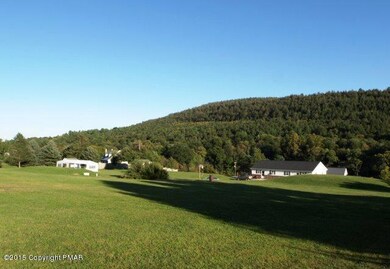 140 Douglas Ln, Kunkletown, PA 18058 - photo 5