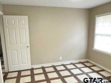 316 Stanford St, Tyler, TX 75701 - photo 7