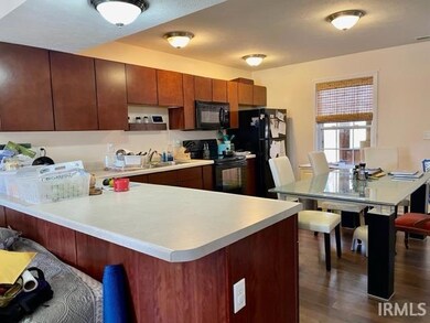 1250 W Adams Hill Cir unit 603, Bloomington, IN 47403 - photo 4