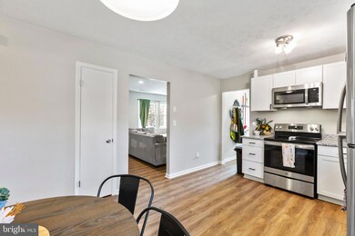 22394 Halls Rd, Richardsville, VA 22736 - photo 5