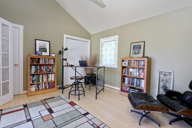 04_108NHarrison_54_Office_HiRes