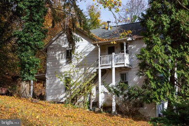 560 S Delaware Dr, Easton, PA 18042 - photo 5