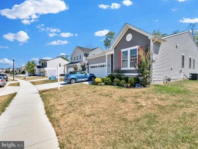 12329 Gemstone Dr, Hagerstown, MD 21740 - photo 4