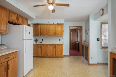 2844 Homeyer Rd, North Tonawanda, NY 14120 - photo 4