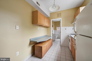 519 S 17th St unit 3, Philadelphia, PA 19146 - photo 3