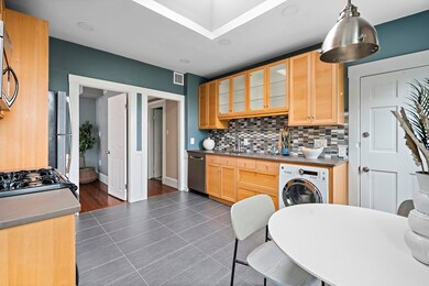 84 Train St unit 3, Dorchester, MA 02122 - photo 4