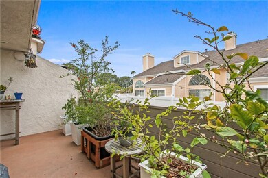 2211 Vanderbilt Ln unit 5, Redondo Beach, CA 90278 - photo 4