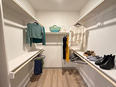 11604 Stonehollow Dr unit B6.252, Austin, TX 78758 - photo 7