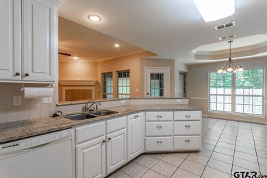 421 421 W Cumberland Rd unit 203, Tyler, TX 75703 - photo 2